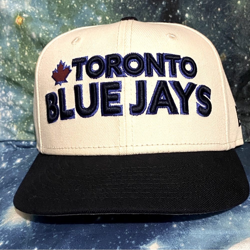 EUC New Era Toronto Blue Jays Fitted Cap Size 7